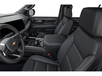 2025 Chevrolet Suburban Base
