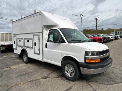 2026 Chevrolet Express Cutaway 3500 Base