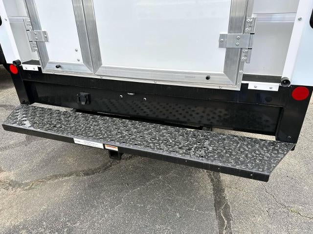 2026 Chevrolet Express Cutaway 3500 Base
