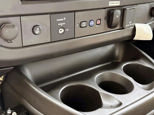 2025 Chevrolet Express Cutaway 3500 Base