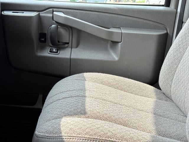 2025 Chevrolet Express Cutaway 3500 Base