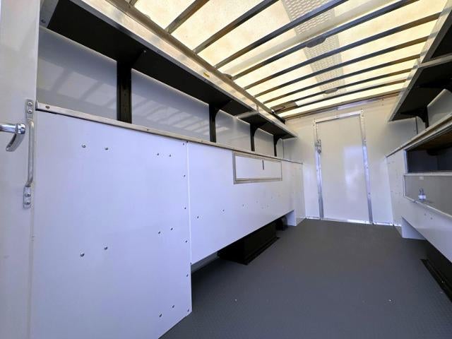 2025 Chevrolet Express Cutaway 3500 Base