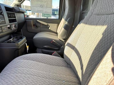 2025 Chevrolet Express Cutaway 3500 Base