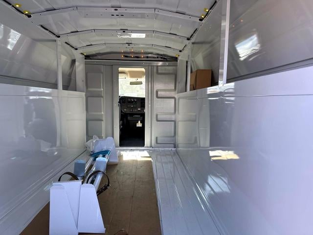 2025 Chevrolet Express Cutaway 3500 Base