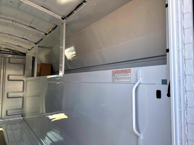 2025 Chevrolet Express Cutaway 3500 Base