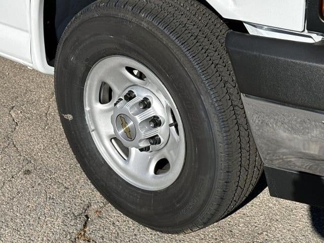 2025 Chevrolet Express Cargo 2500 Base