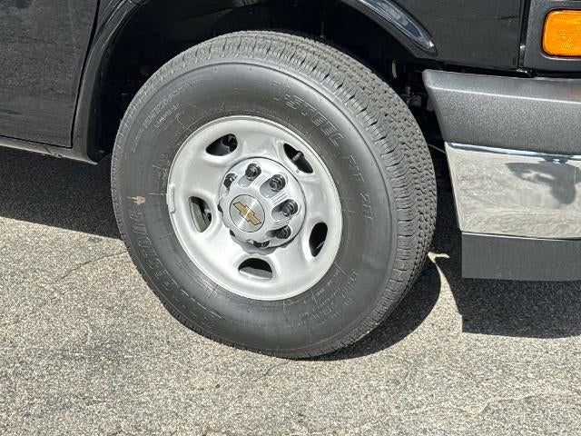 2025 Chevrolet Express Cargo 2500 Base