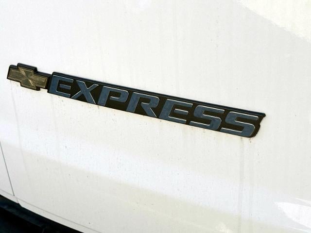 2025 Chevrolet Express Cargo 2500 Base