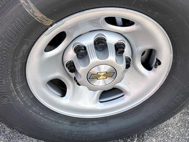 2025 Chevrolet Express Cargo 2500 Base