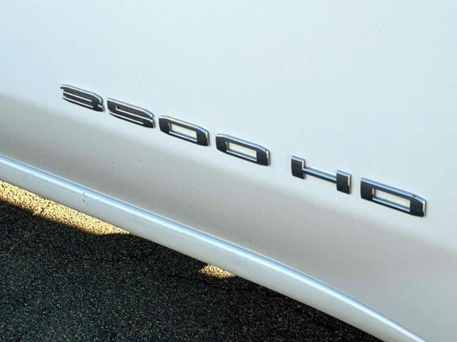 2022 GMC Sierra 3500 HD Pro