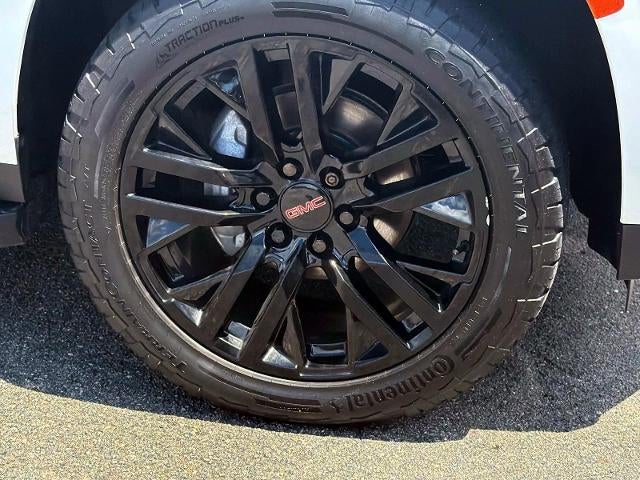 2023 GMC Yukon SLE