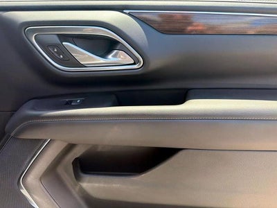 2023 GMC Yukon SLE