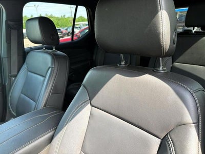 2022 Chevrolet Traverse LT Leather