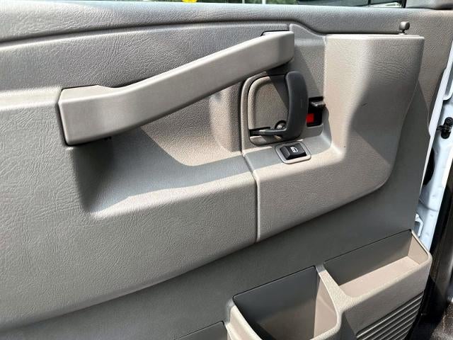 2025 Chevrolet Express Cutaway 3500 Base