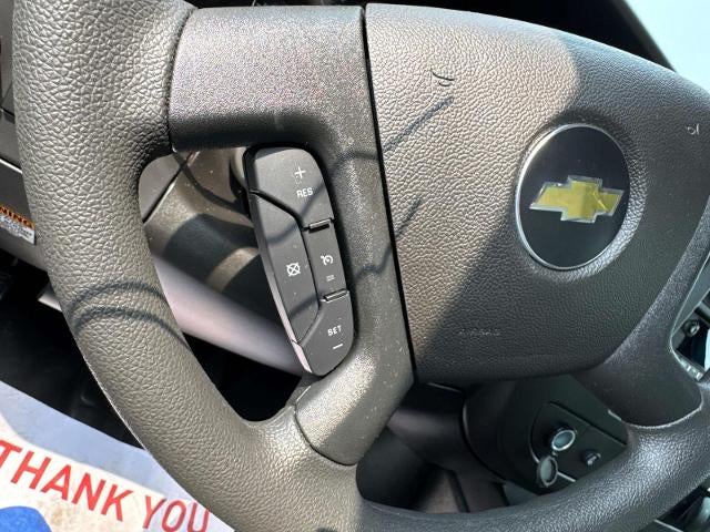 2025 Chevrolet Express Cutaway 3500 Base