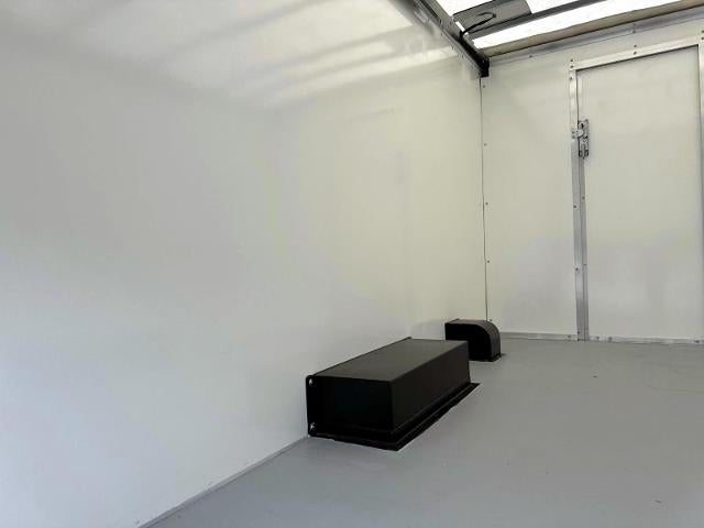 2025 Chevrolet Express Cutaway 3500 Base