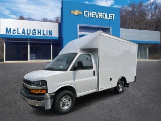 2025 Chevrolet Express Cutaway 3500 Base