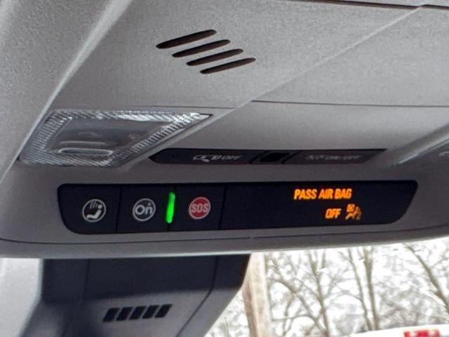 2023 Chevrolet Equinox Base